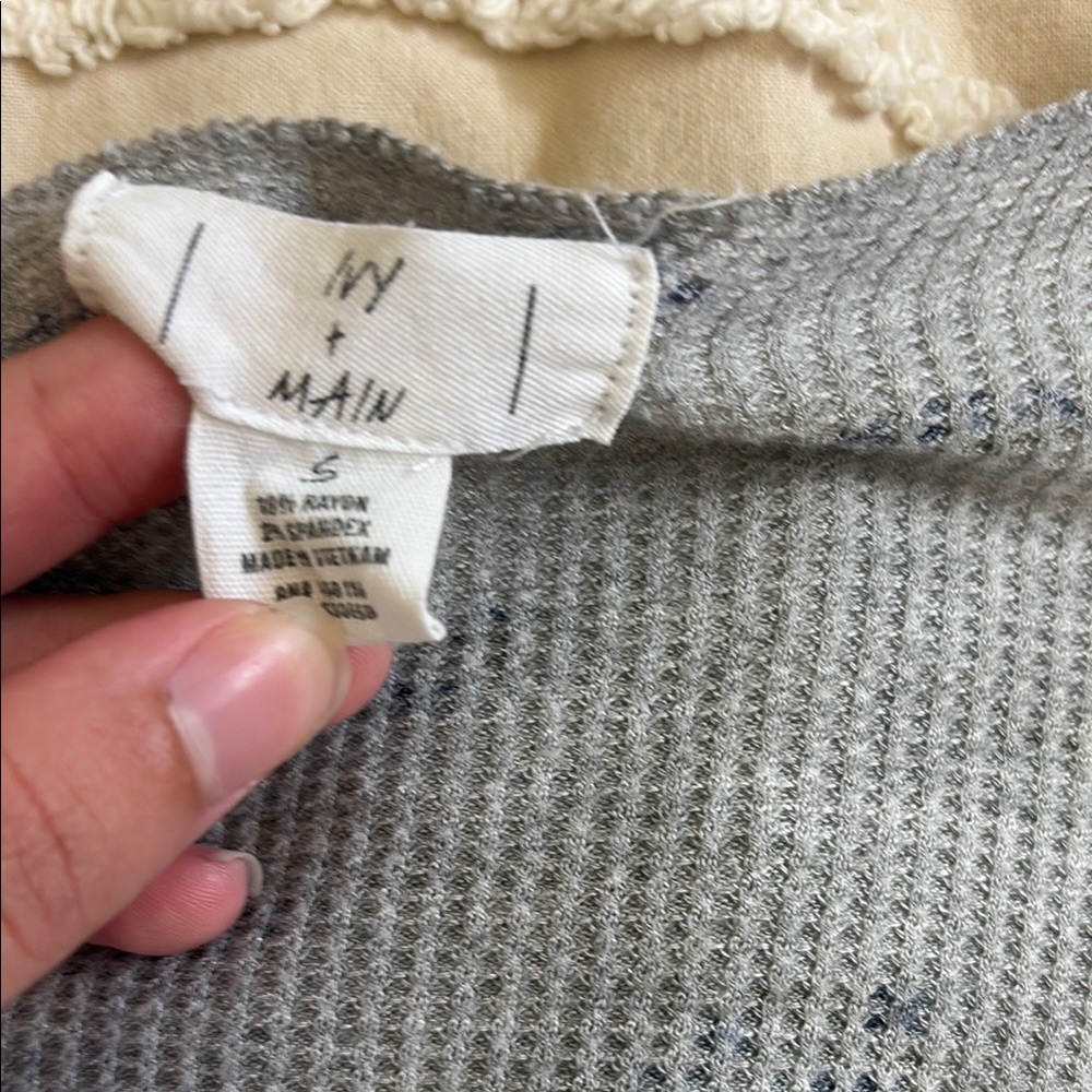 Tilly's Blue & Gray Fitted Crop Blouse - Picture 2 of 4